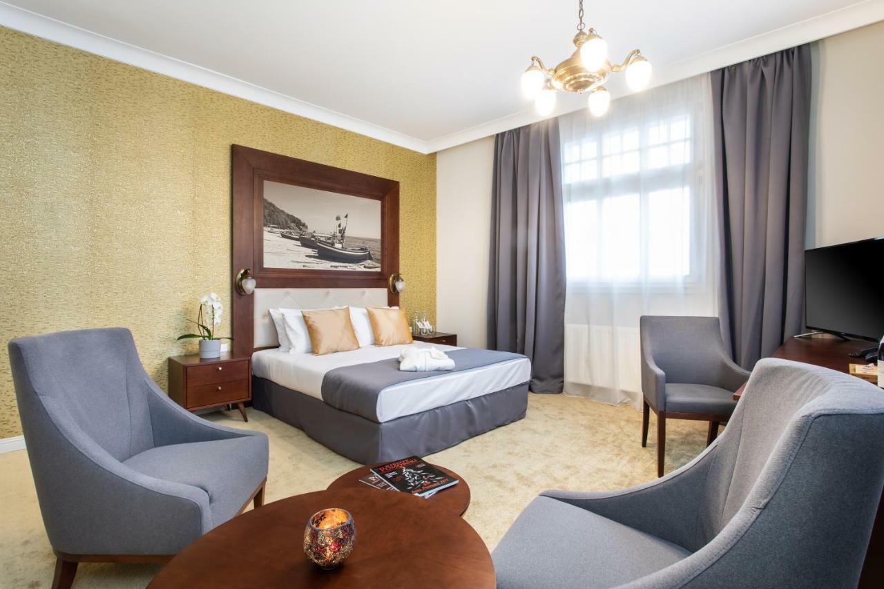 Jakubowy Hotel กดิเนีย ภายนอก รูปภาพ