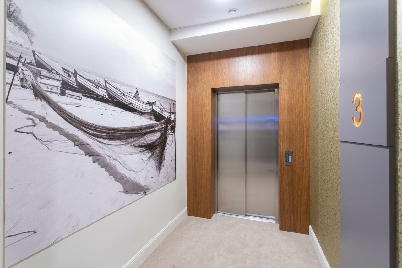 Jakubowy Hotel กดิเนีย ภายนอก รูปภาพ